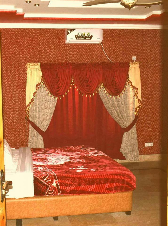 Royal Emirates Residence Abbottabad Buitenkant foto