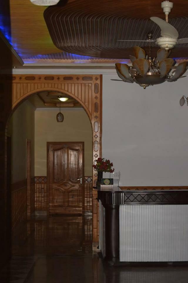 Royal Emirates Residence Abbottabad Buitenkant foto