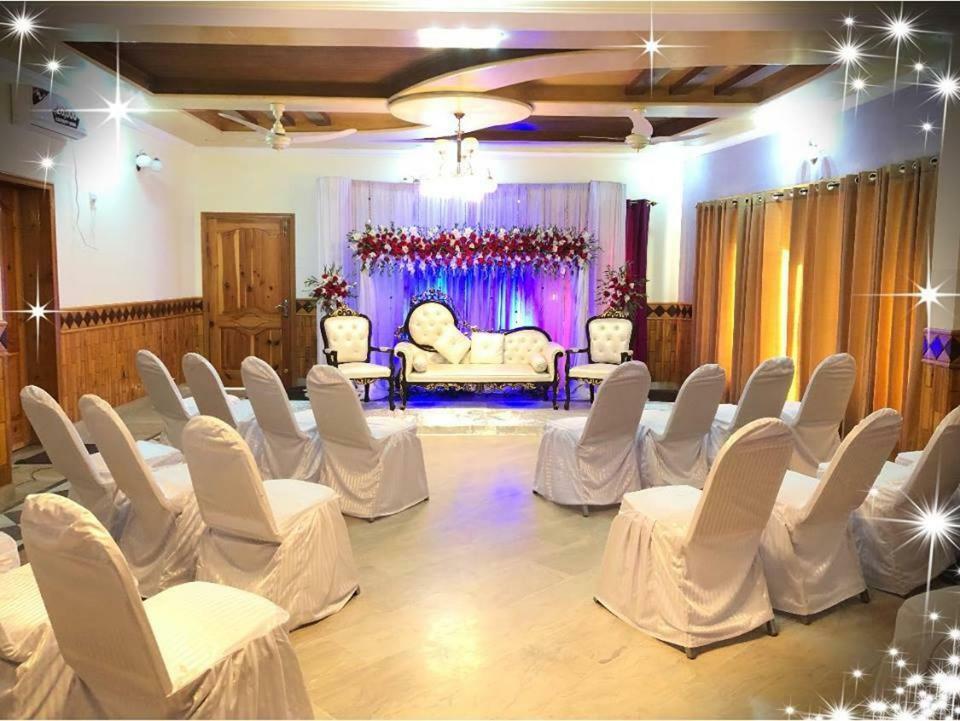 Royal Emirates Residence Abbottabad Buitenkant foto